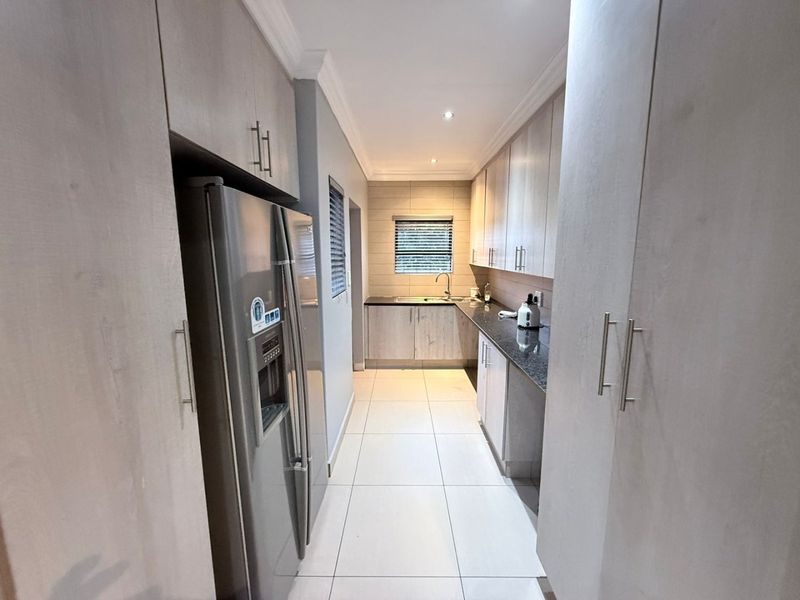 Double Story Elegance for Rent  - Photo 7