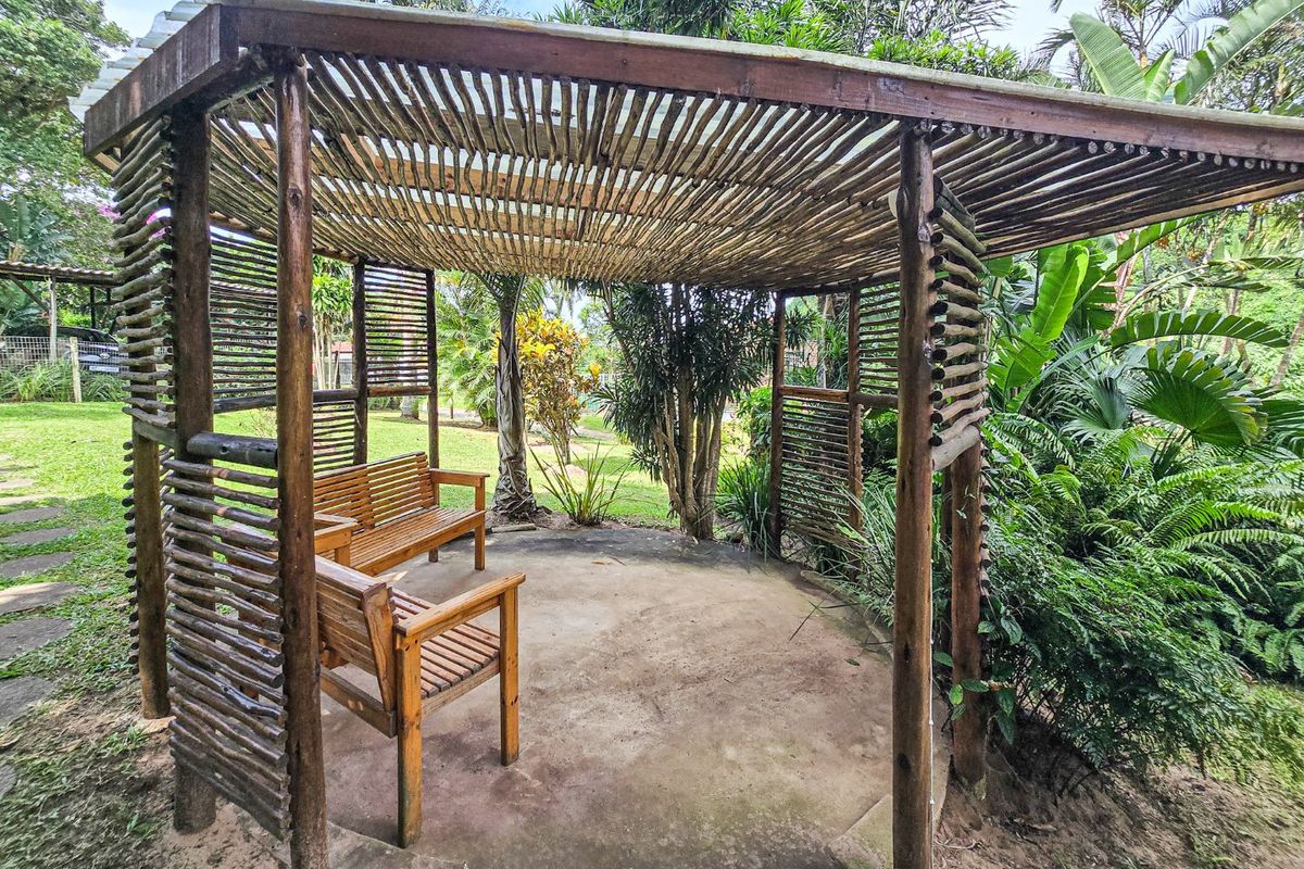 Exciting Investment Opportunity: Multi-Unit Small Holding with Development Potential - Photo 5