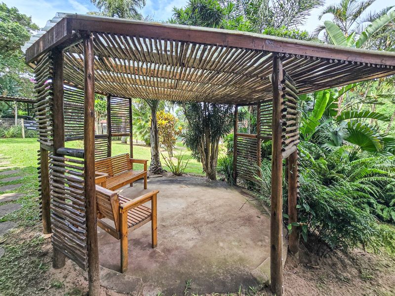 Exciting Investment Opportunity: Multi-Unit Small Holding with Development Potential - Photo 5