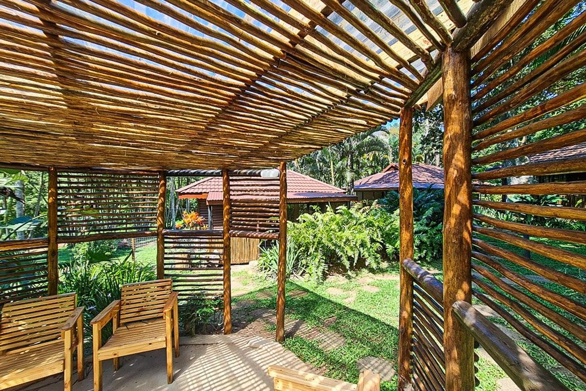 Exciting Investment Opportunity: Multi-Unit Small Holding with Development Potential - Photo 4