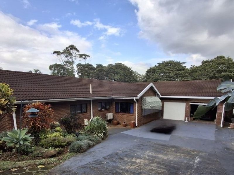 Charming Family Home With A Separate Flatlet - Located In The Coastal Village of Southbroom... - Photo 1