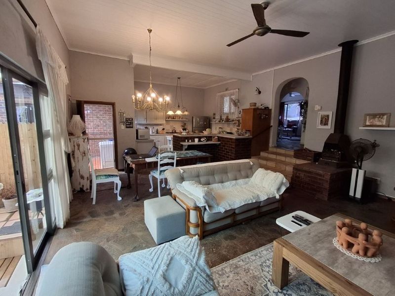 Charming Family Home With A Separate Flatlet - Located In The Coastal Village of Southbroom... - Photo 5