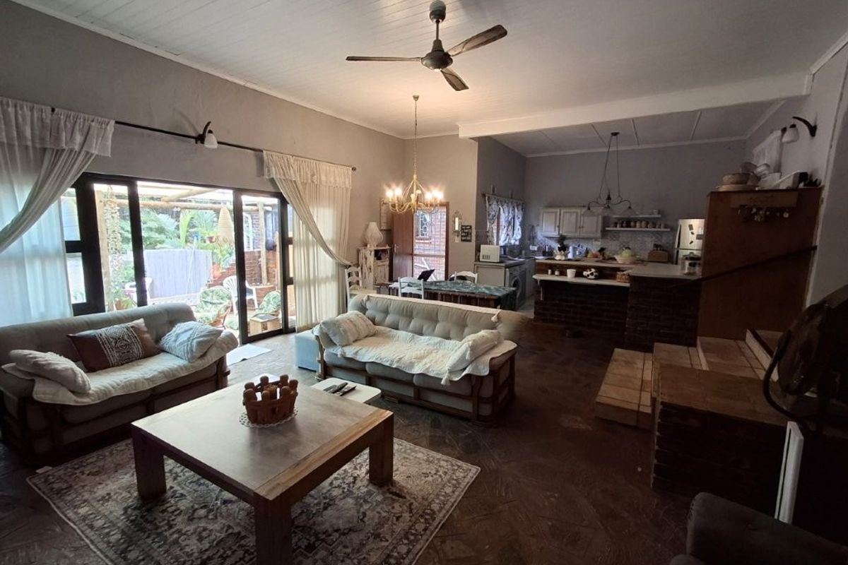 Charming Family Home With A Separate Flatlet - Located In The Coastal Village of Southbroom... - Photo 4