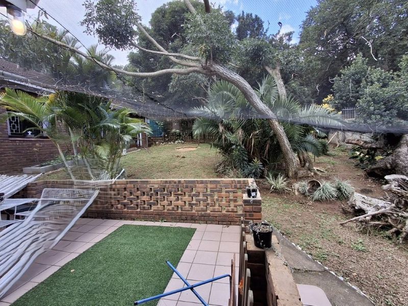 Charming Family Home With A Separate Flatlet - Located In The Coastal Village of Southbroom... - Photo 7