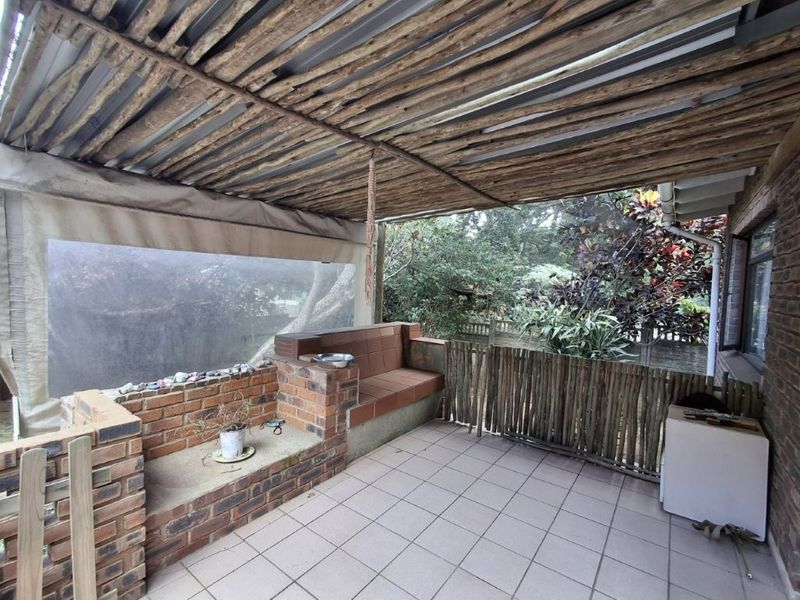 Charming Family Home With A Separate Flatlet - Located In The Coastal Village of Southbroom... - Photo 8