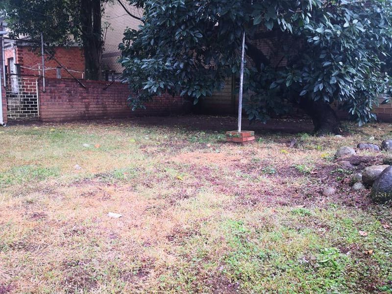 Spacious 2-Bedroom Simplex for Rent – Prime Location   - Photo 4