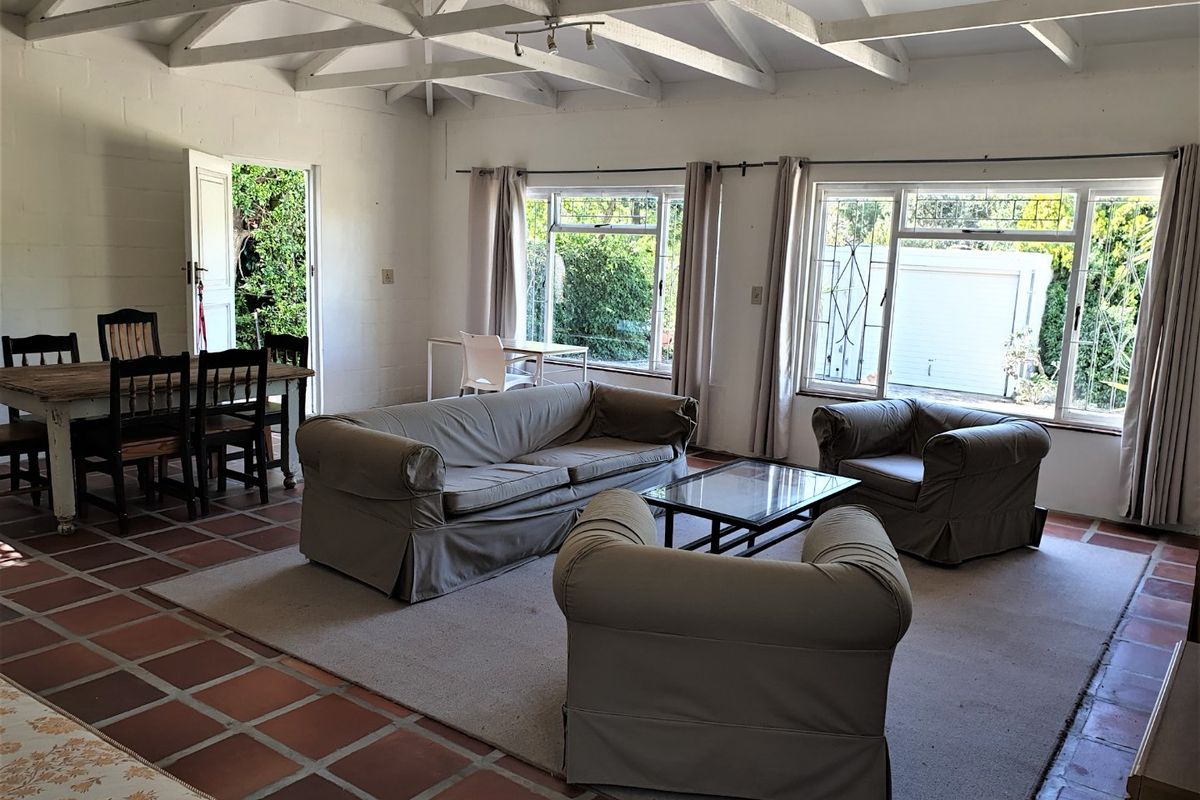 Charming Furnished 1-Bedroom Retreat - Photo 2
