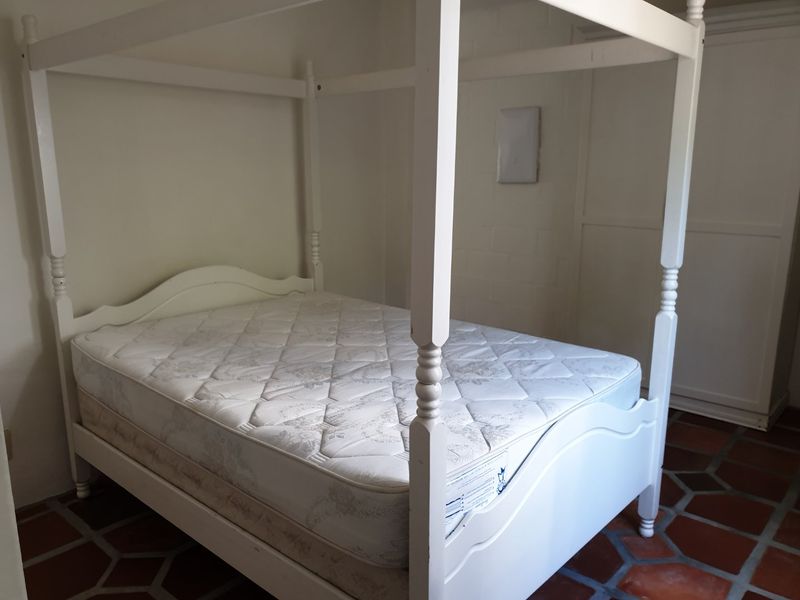 Charming Furnished 1-Bedroom Retreat - Photo 7