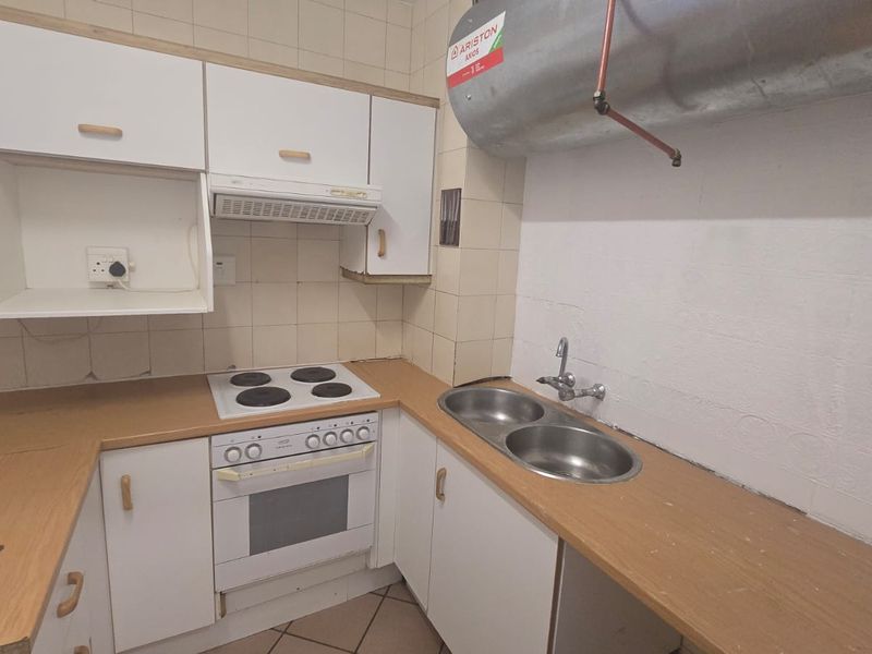 CUTE UNIT  -  RENT WITH OPTION TO BUY - Photo 1