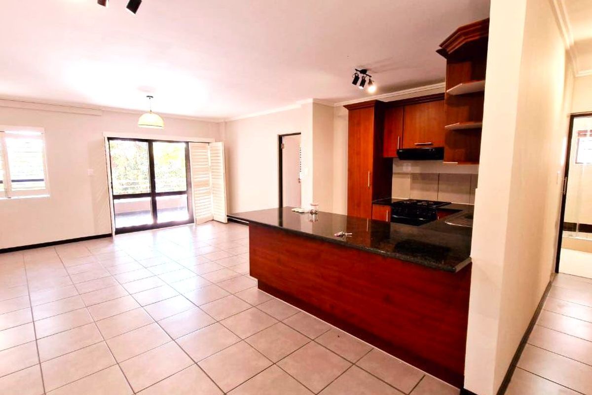 Immaculate Three Bed Modern Penthouse Apartment to Let in Sought after WESTWOOD ESTATE- Westville - Photo 2