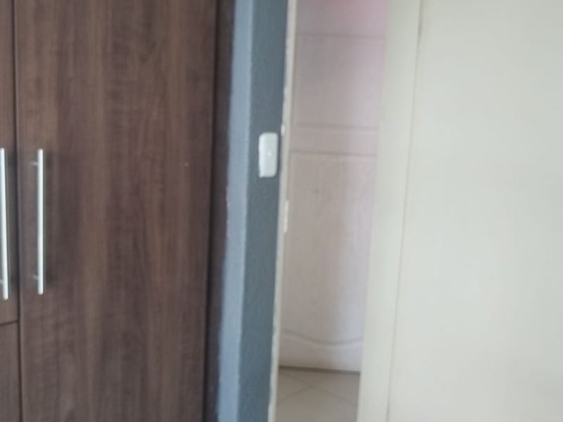 NEAT & SECURE 2 BEDROOM HOME FOR SALE - Photo 8