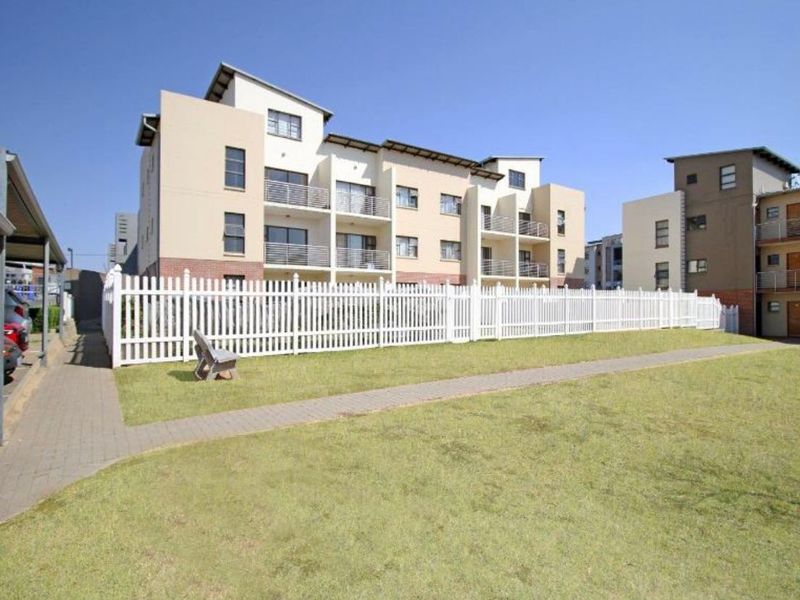 2 bedroom 1 Bathroom first floor apartment for sale in St Aidan,Barbeque Downs - Photo 9