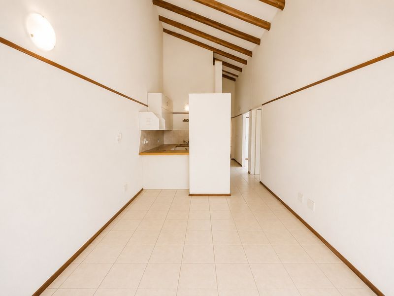Neat Eden Glen Townhouse with secure garden. - Photo 5