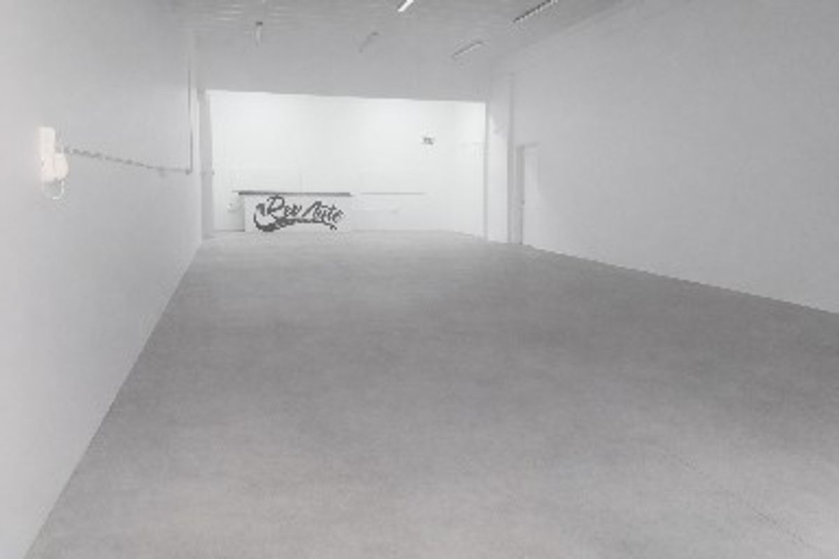 Newly Renovated 130 sqm Workshop Space Available in Durban CBD – R15,000 per Month - Photo 4