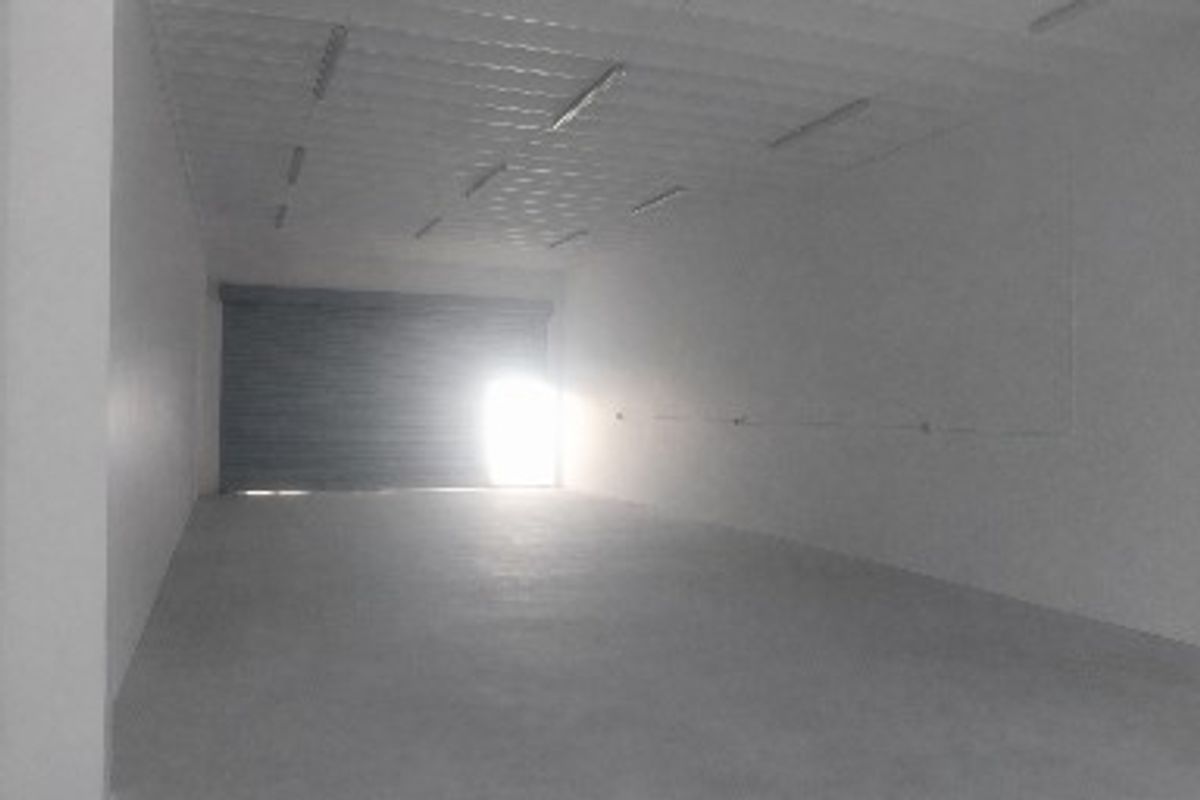 Newly Renovated 130 sqm Workshop Space Available in Durban CBD – R15,000 per Month - Photo 2