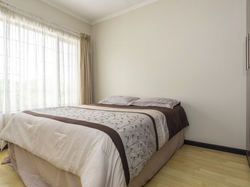 Immaculate 2-Bedroom Townhouse for Sale in Greenstone – Secure, Pet-Friendly Living - Photo 10