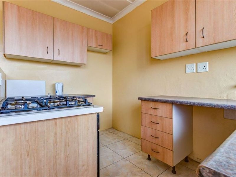 Cozy and Inviting Starter Home - Photo 1