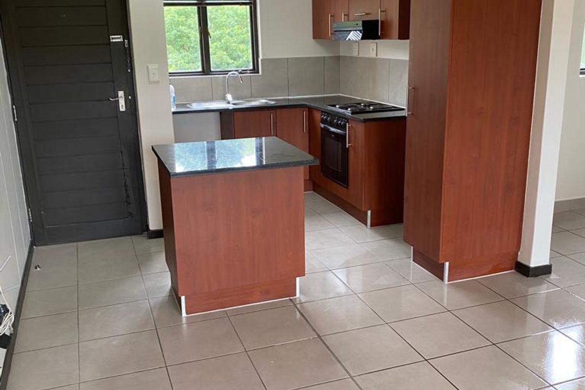 1 Bedroom, 1 Bathroom Apartment For Sale In Sherwood - Photo 2