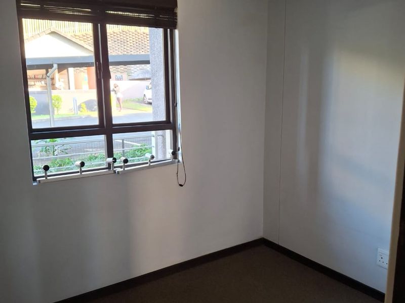 2 Bedrooms, 1 Bathroom Apartment To Let In Sherwood, Durban - Photo 8