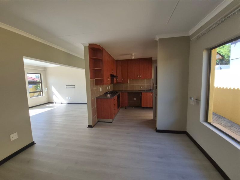 NEAT & SECURE LIVING IN GREENGATE - Photo 6