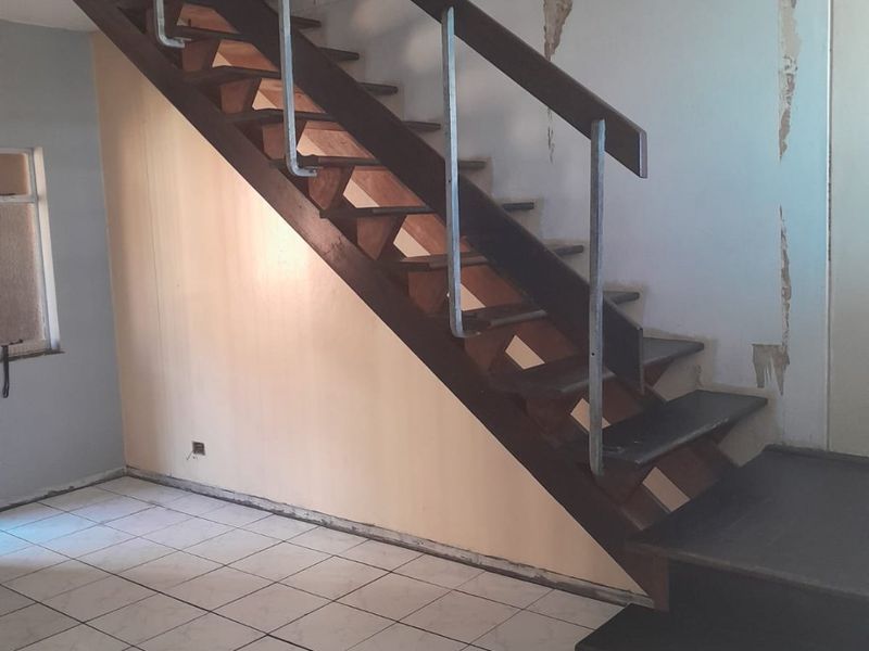 3 BED MAISONETTE - Photo 3