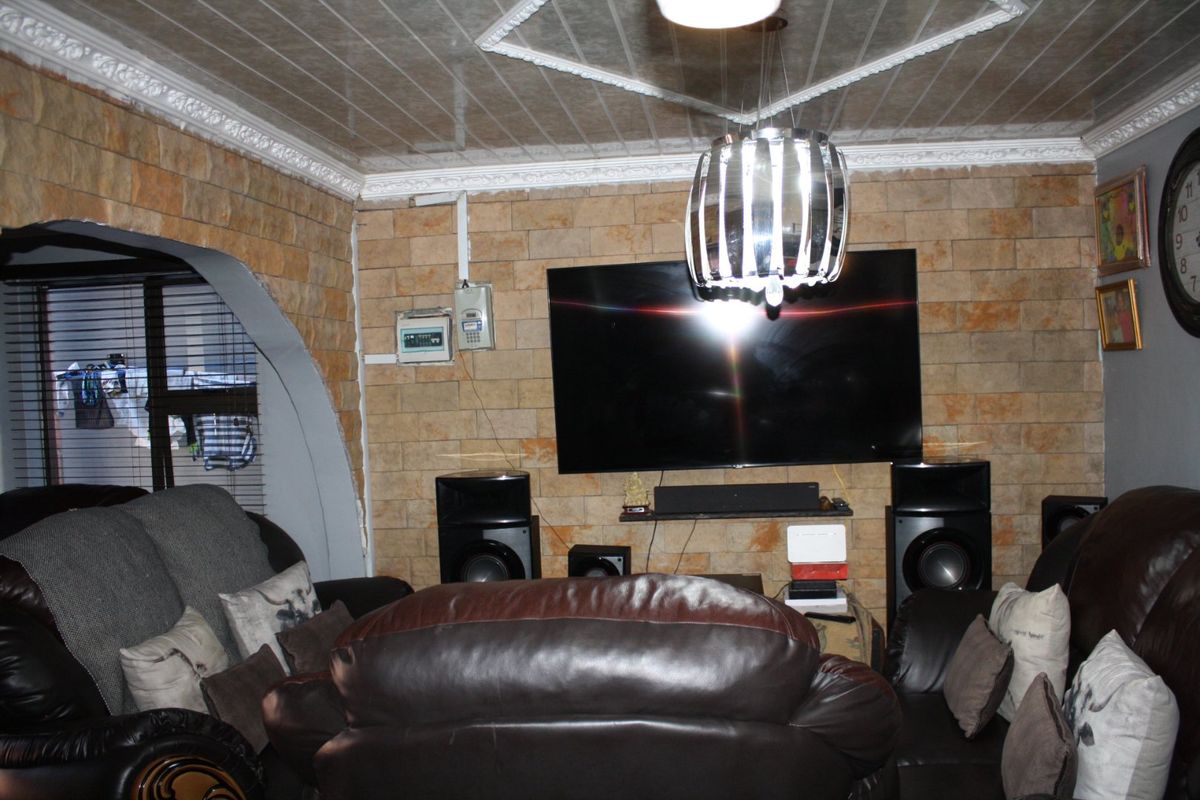 2 Bedroomed Home in Delft  - Photo 5