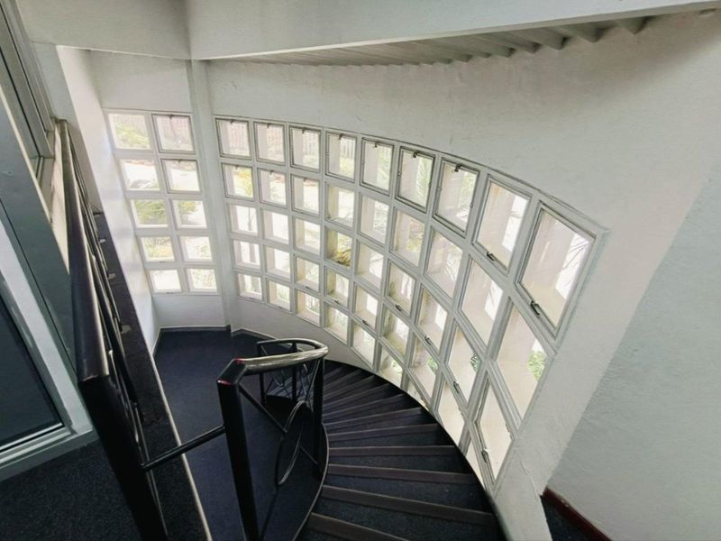 Modern Commercial Space To Rent in Halfway House, Midrand - Photo 4