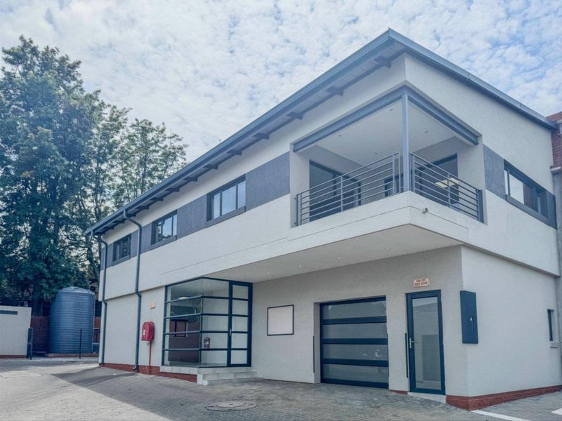 240m2 Commercial Space To Let in Midrand Business Park - Photo 3