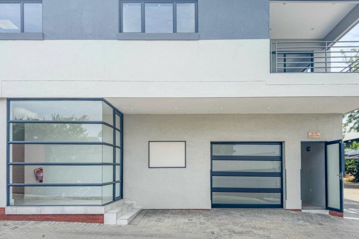 240m2 Commercial Space To Let in Midrand Business Park - Photo 4