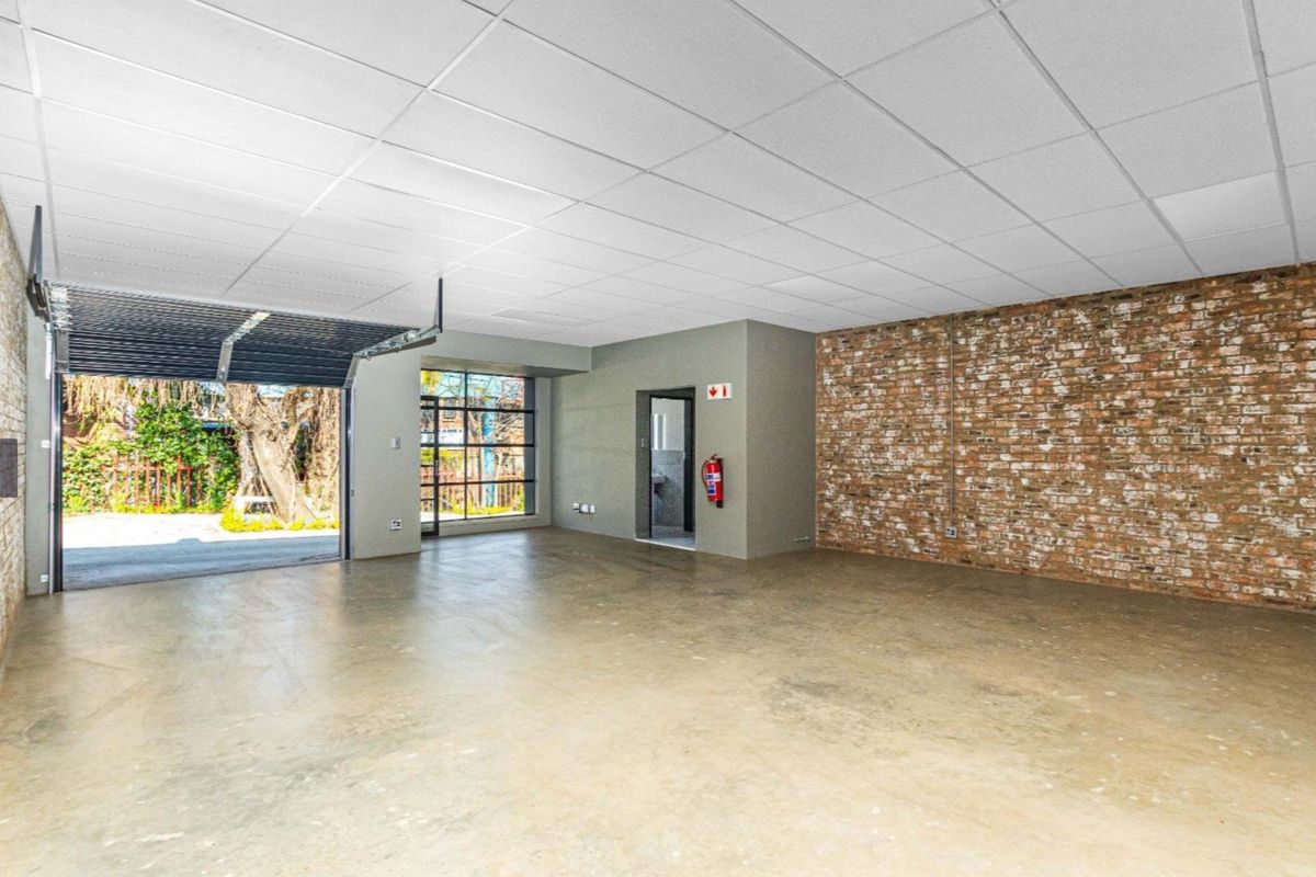 Modern Ground Floor Office To Rent in Midrand - Photo 2