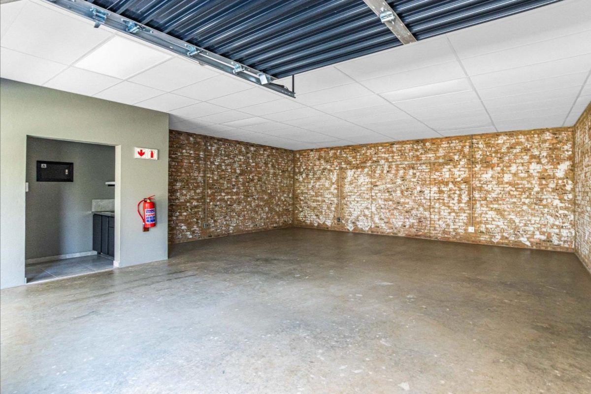 Modern Ground Floor Office To Rent in Midrand - Photo 5