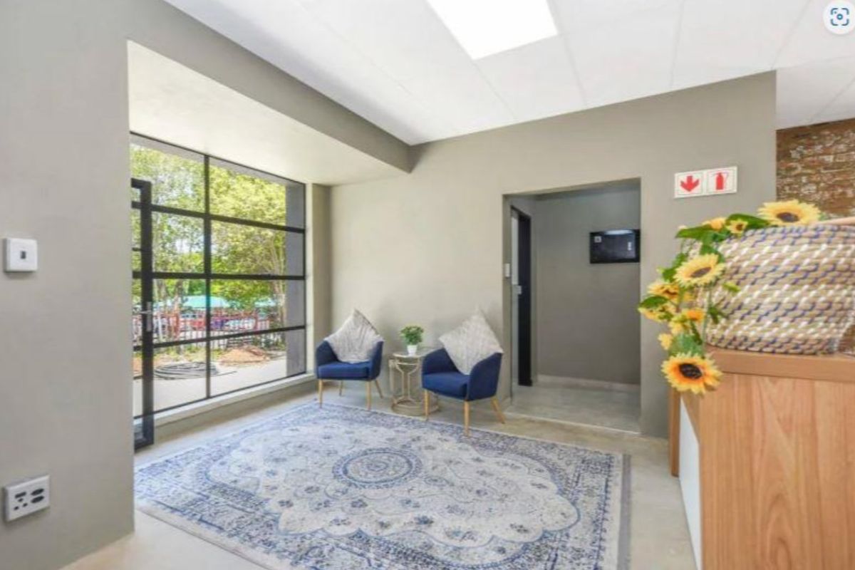 Modern Ground Floor Office To Rent in Midrand - Photo 4
