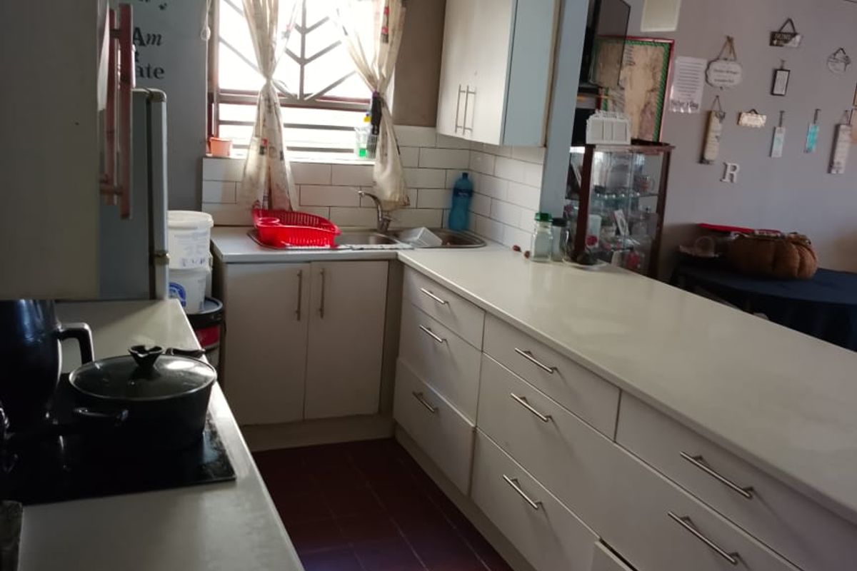 2 BEDROOM HOUSE FOR SALE IN DELFT SOUTH - Photo 5