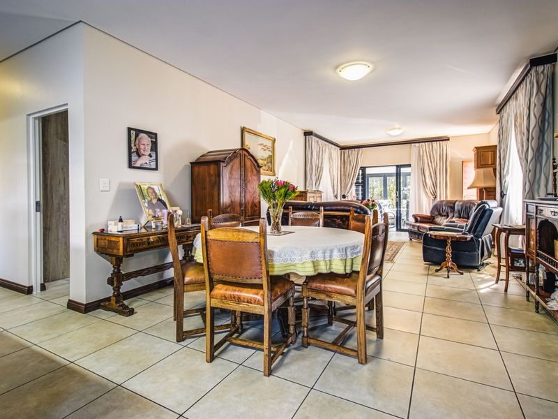 A stunning home for sale ... - Photo 5