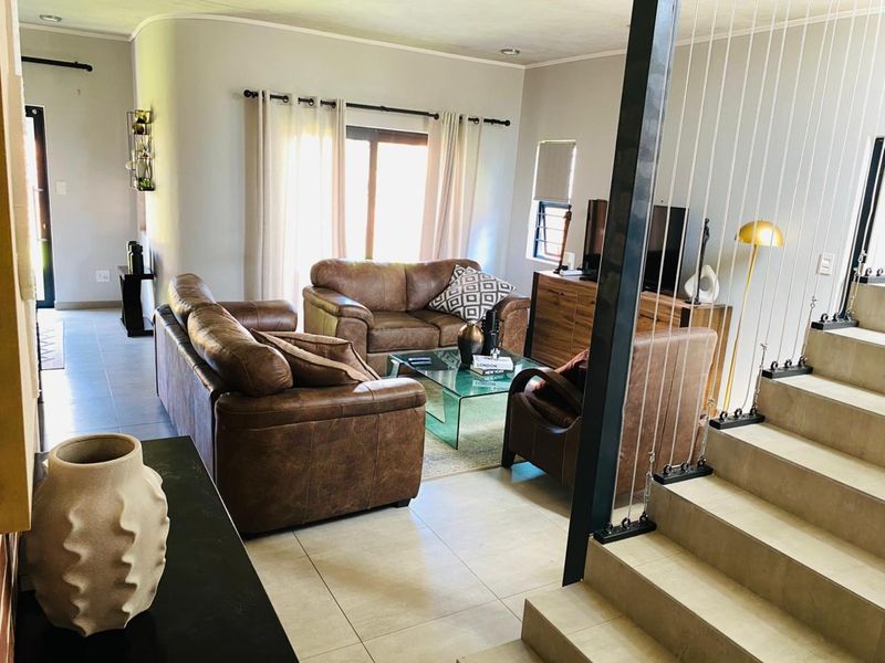 Modern 3-Bedroom Double-Storey Home to Rent in Baltimore Lifestyle Estate!!! - Photo 9