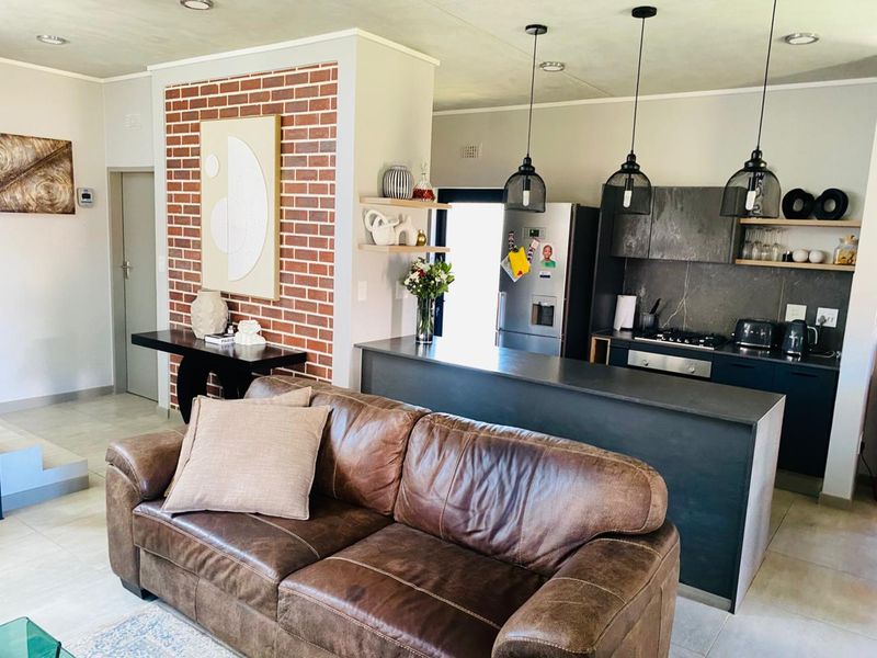 Modern 3-Bedroom Double-Storey Home to Rent in Baltimore Lifestyle Estate!!! - Photo 7