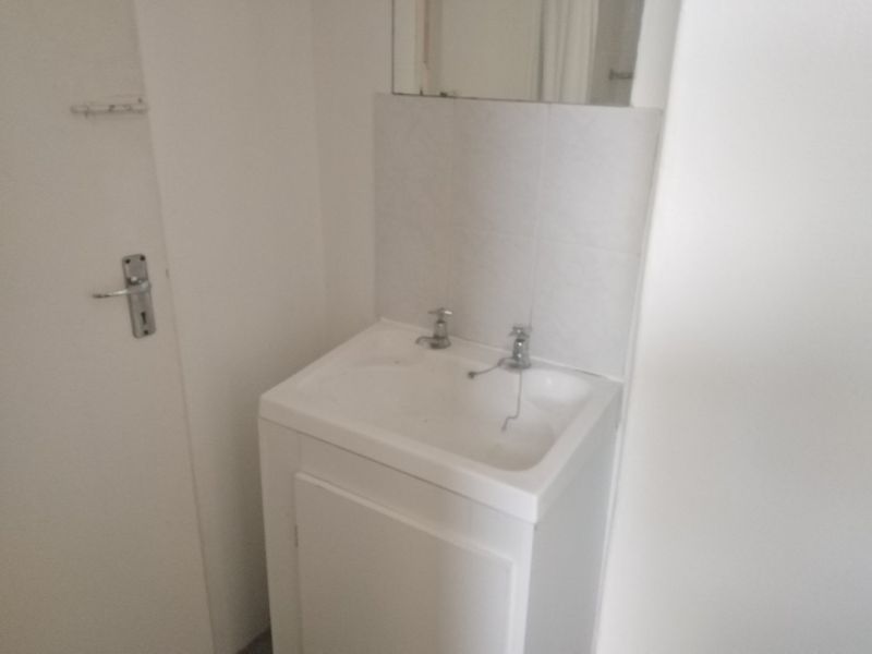 Bachelor Flat to Rent in Hatfield - Photo 7