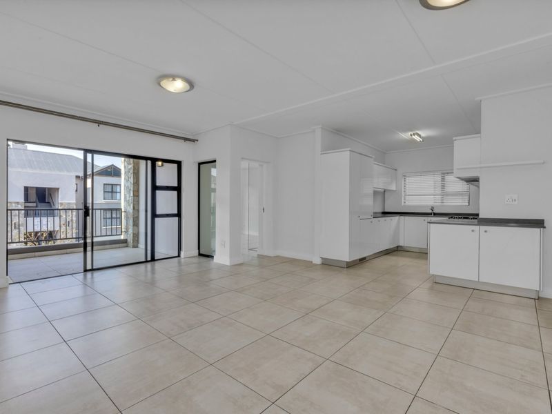 3 Bed 2 Bath First Floor For Rent - Photo 8