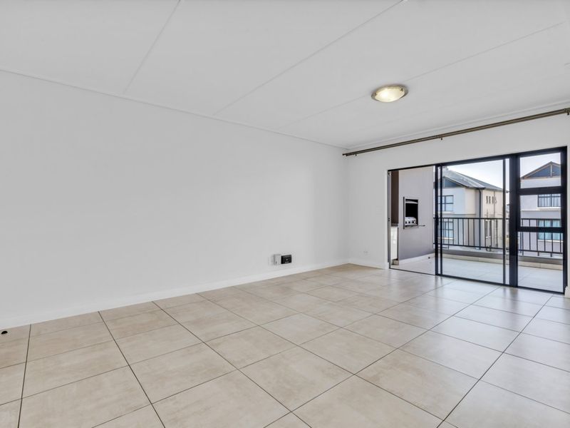 3 Bed 2 Bath First Floor For Rent - Photo 6