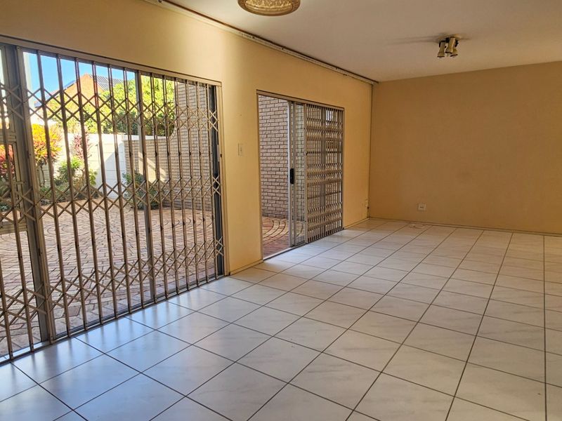 Townhouse That Ticks All The Boxes | Musgrave - Photo 8