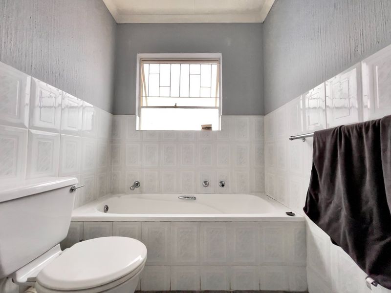 2 Bedroom 1 Bathroom House for Sale  - Photo 10