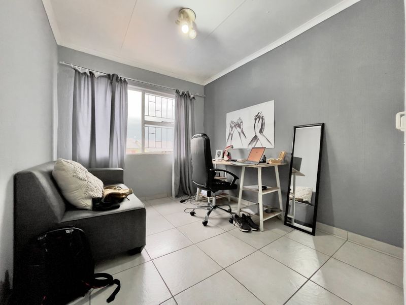 2 Bedroom 1 Bathroom House for Sale  - Photo 7