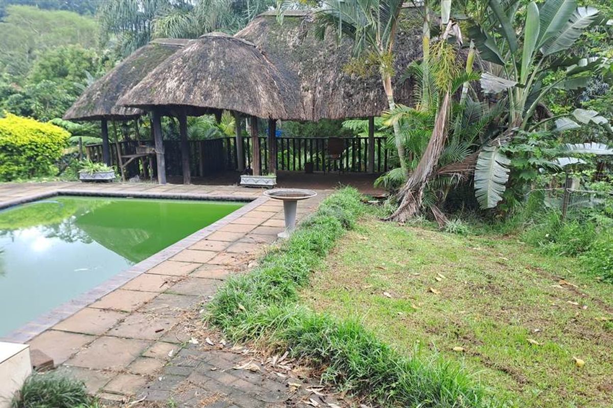 Stunning Entertainer Home in Padfield Park Pinetown - Photo 5