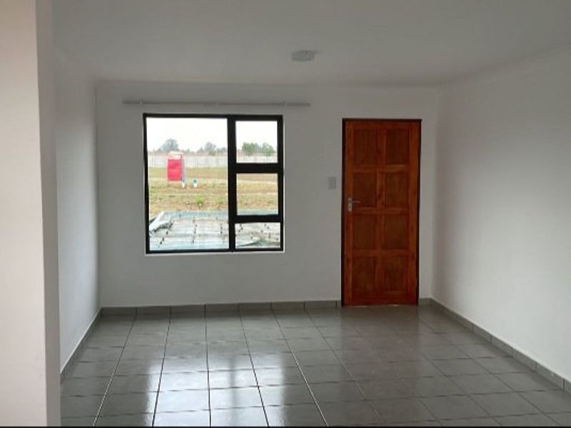3 Bed House in Crystal Park for Sale - Photo 2