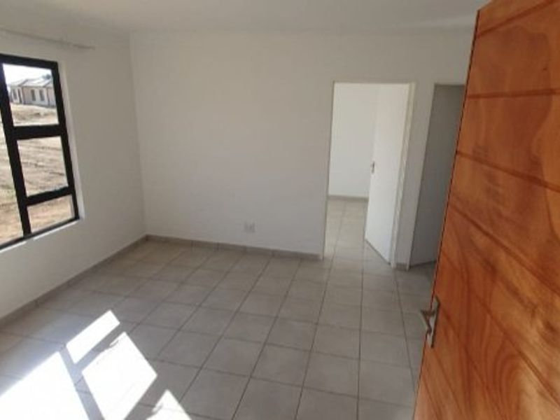 3 Bed House in Crystal Park for Sale - Photo 8