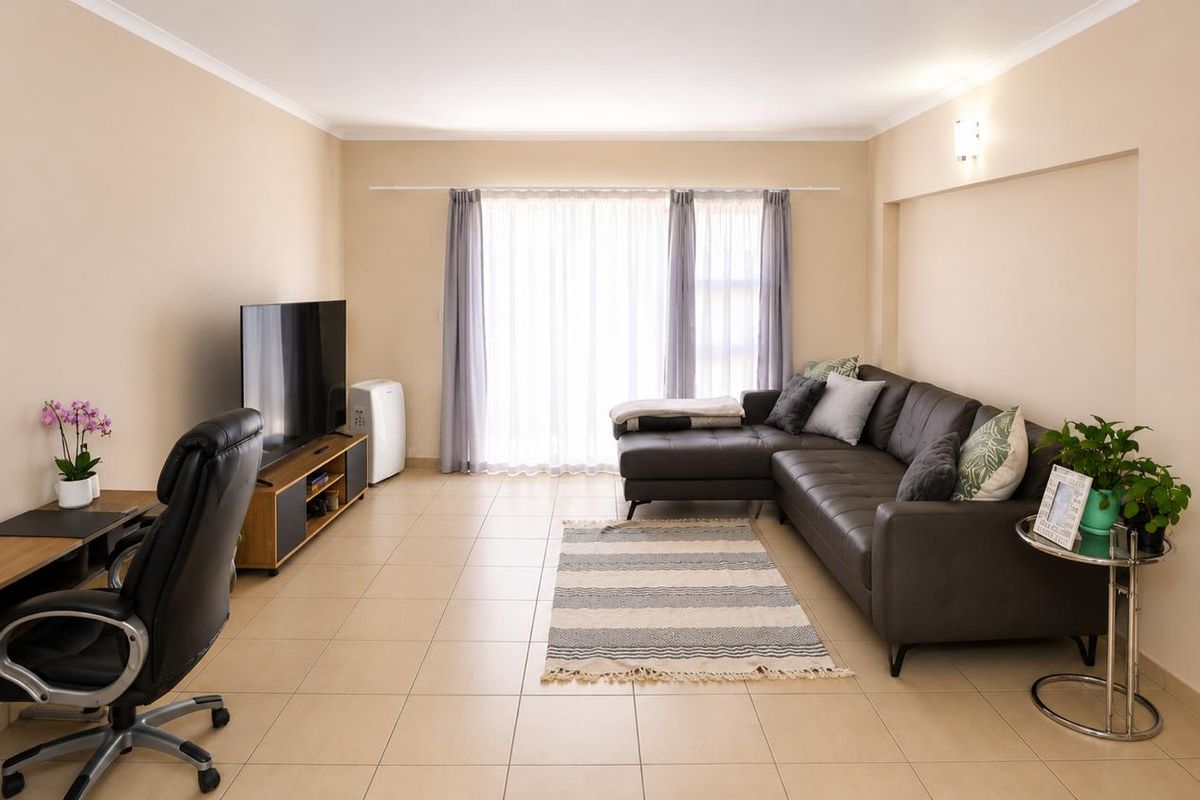 2 bedroom 2 bathroom ground floor apartment for sale in Barbeque Downs - Photo 3