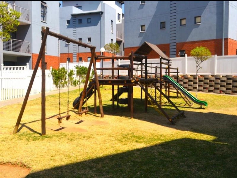 2 bedroom 2 bathroom ground floor apartment for sale in Barbeque Downs - Photo 10