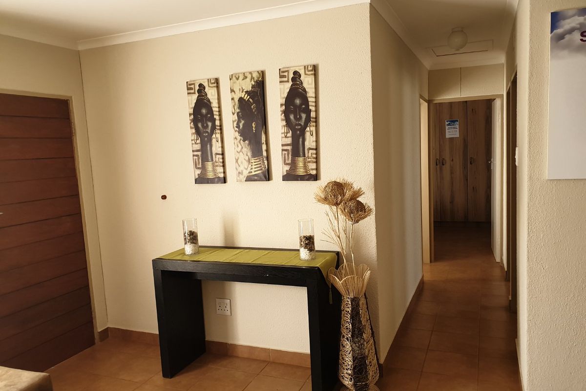 Specious 3-bedroom house for sale in Sky City - Photo 4