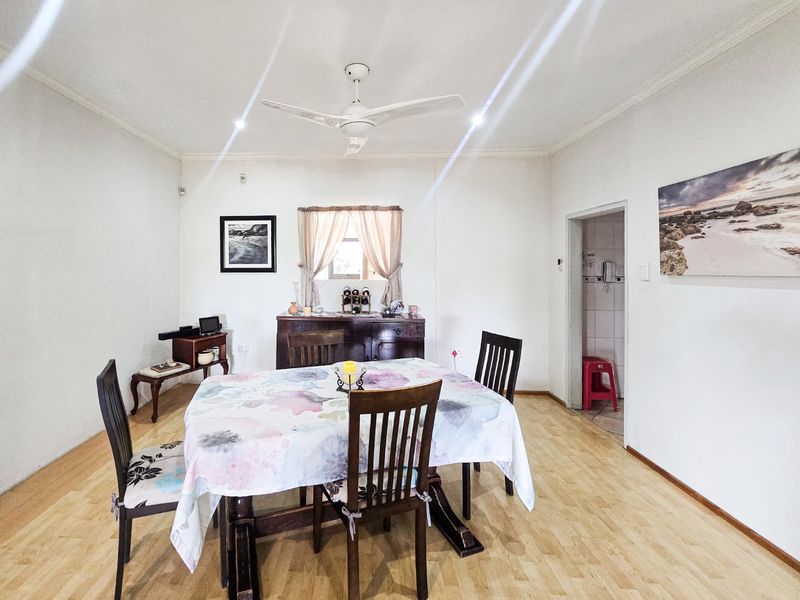 Stunning House With 3-flats Property In Ramsgate - Photo 9