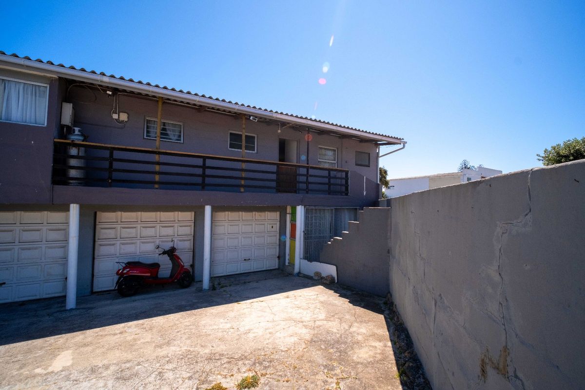 Investor’s Dream in Gorgeous Gansbaai! - Photo 2